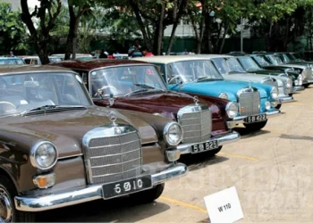 Get Your Three-Pointed Stars Ready For The Mercedes-Benz Pageant 2015