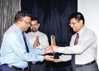 DFCC Vardhana Bank Wins Award