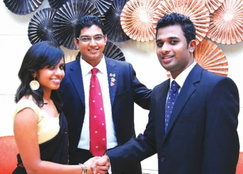 Leo District 306 C1 Joins Hands With Cameron For Flamboyance 2011