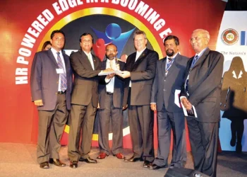 Hayleys HR Head Presented With Lifetime Gold Award