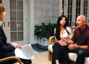 Jeff Bezos Says He’ll Give Most of His Money to Charity