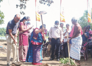 Sampath Bank’s ‘Wewata Jeewayak’ Program Restores Delikedali Wewa