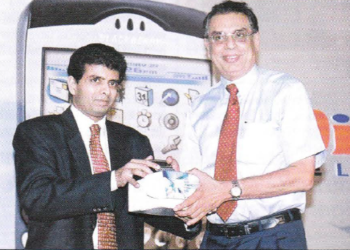 Dialog Telekom launches BlackBerry in Sri Lanka 