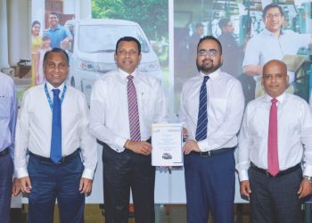 HNB MOMO empowers businesses with new affordable, versatile mini POS device