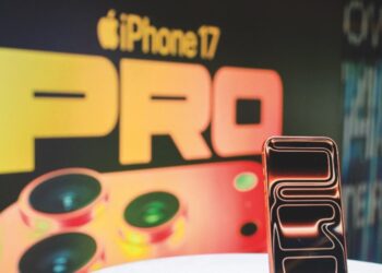 SLT-MOBITEL unveils Apple’s Revolutionary 5G Ready iPhone 17 series 