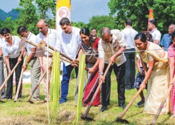 Sampath Bank Marks ninth Tank Restoration of 2025 with Dewagiriya Wewa Project 